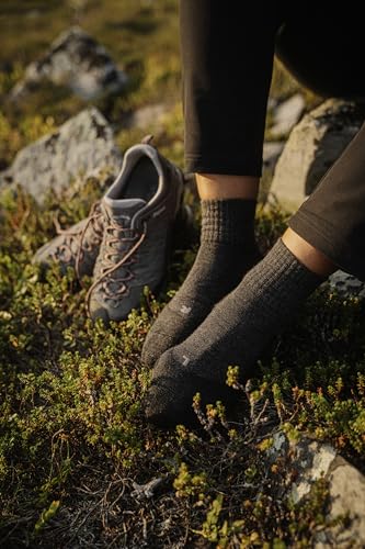 Image of FALKE Women's TK2 Explore Crest Hiking Socks, Quick Dry Merino Wool, 1 Pair