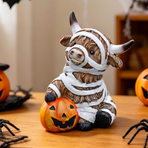 gndwhicape Highland Cow Statue Halloween Decor Funny Resin Mummy Cow Figurine for Home Office Tiered Tray Table Desk Mantel Shelf Ornaments