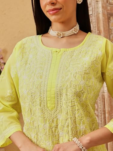 Image of Ada Women's Cotton Straight Fit Straight Hand Embroidered Lucknowi Chikankari Kurta Kurti A411165