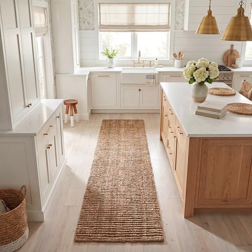 SAFAVIEH Natural Fiber Collection Runner Rug - 2'6' x 6', Natural Brown, Handmade Jute, Farmhouse Style, Chunky Textured Thick Pile (NF447A)