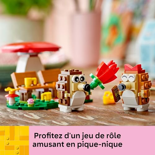 LEGO Le pique-nique des hérissons - Jouet avec champignon - Jeu de construction dès 8 ans, thème de la nature - Cadeau pour garçon ou fille ou idée cadeau pour la St Valentin pour femme ou homme 40711