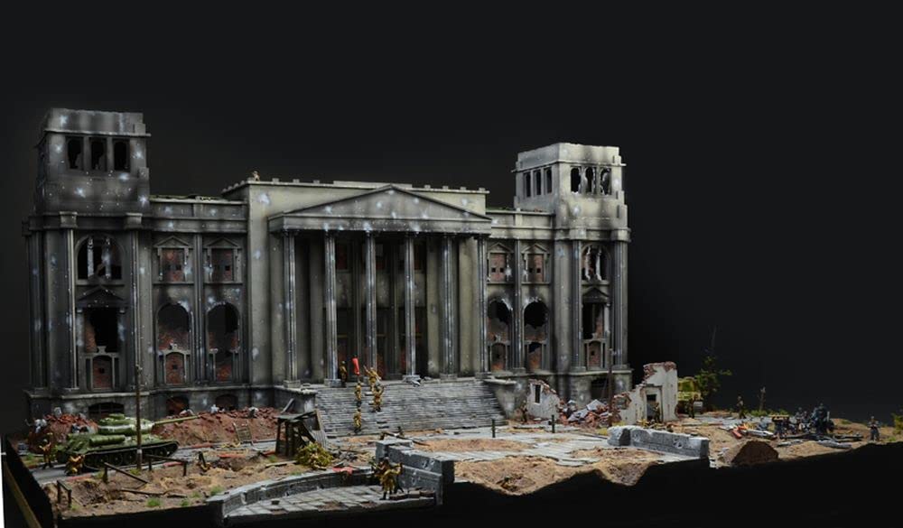 Italeri 6195 Berlin 1945 Fall of The Reich, Scala 1:72, Plastic Model Kit, Modello in plastica da Montare, modellismo, Battle Set, Diorama