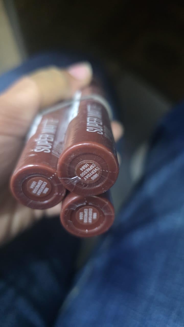 Buy LAKME 9 TO 5 SUPER MATTE LIP LIQUID (EVERYDAY EXPRESSO) Online