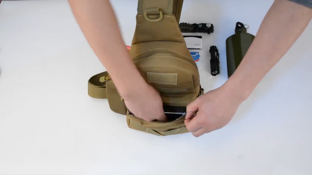 Mochila táctica cruzada BraveHawk OUTDOORS ligera miniatura 7
