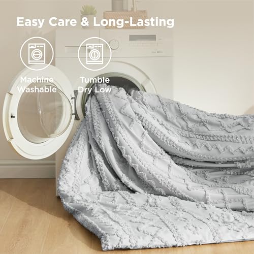 Image of Bedsure Tufted Boho Comforter Set Oversized Queen - Light Gray Boho Bed Set, GentleSoft 3 Pieces Farmhouse-Style Embroidery Bedding, Gifts for Woman, Soft Jacquard Kids' Comforter for All Seasons