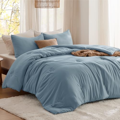 Image of Bedsure King Size Comforter Set Mineral Blue, Soft Prewashed King Bedding, Quilted Comforter with Clover Design, Down Alternative Comforter for All Seasons, 3 Pieces Bed Set with 2 Pillow Shams