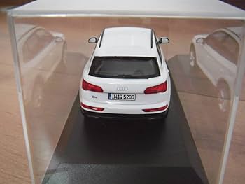 アウディ特注 Audi collection 1/43 Audi Q5ミニカー 楽天市場】AUDI特注 1/43 アウディ Q5 スポーツバック (ホワイト