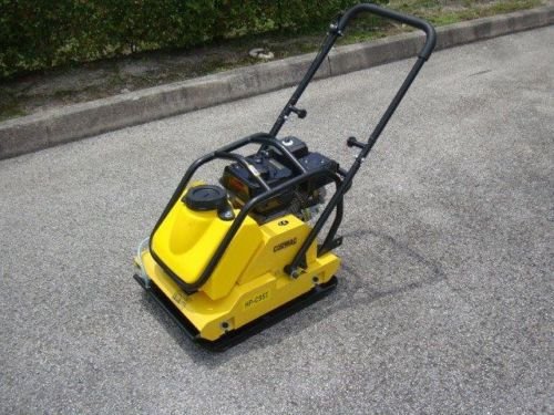 CORMAC C95T plate compactor gasoline & water tank - Thumbnail 2