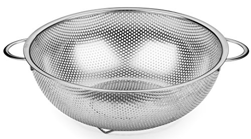 Stainless Steel Micro-Perforated Colander Kitchen Strainer Sieve With Handle - Large 5 Quart Bowl - Pasta, Rice, Fruit, & Vegetable Drainer #TOP2