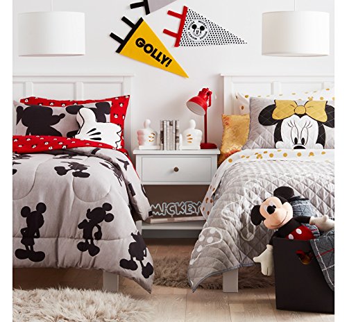 Jay Franco Disney Minnie Mouse Classics Knit Plush Stuffed Pillow Buddy Knit thumb #1