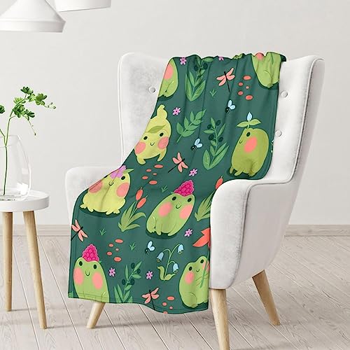 Mercuryelf Frog Throw Blanket - Soft, Fuzzy & Warm - 40x50 Inches Flannel Blankets for Travel, Office - Dark Green Cute Throws Gift for Kids