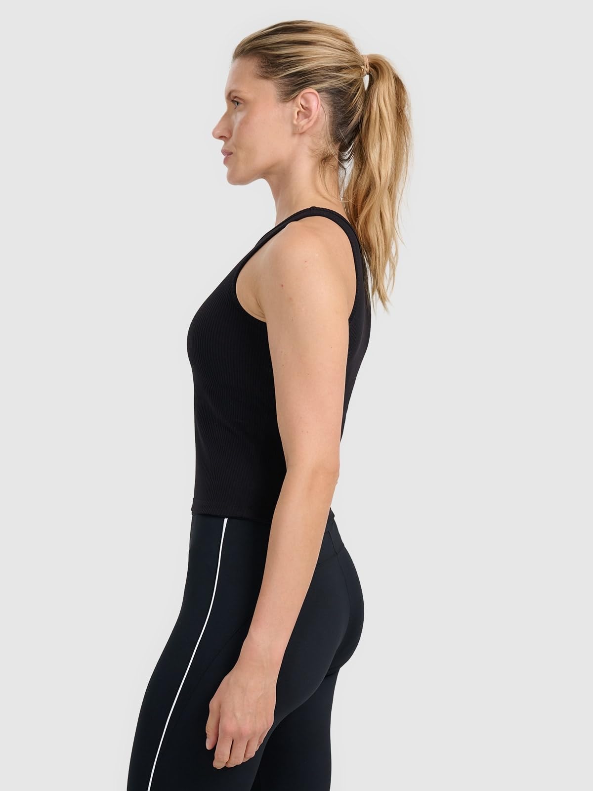 4F Top slim z prążkowanej dzianiny damski