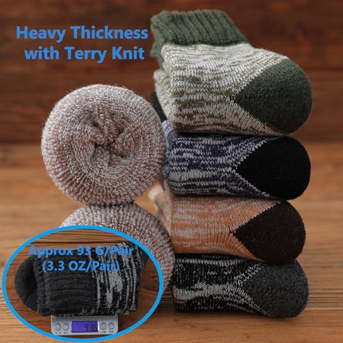 Image of MAGIARTE Womens Boot Wool Socks Christmas Gift Pack Winter Thick Warm Vintage Cozy Crew Socks for Women 3 /4 /5- Pack
