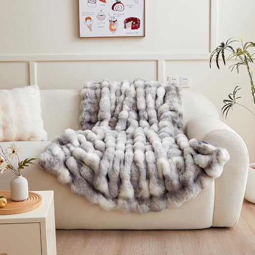 chovy Gray White Blanket for Couch - Bread Grid...