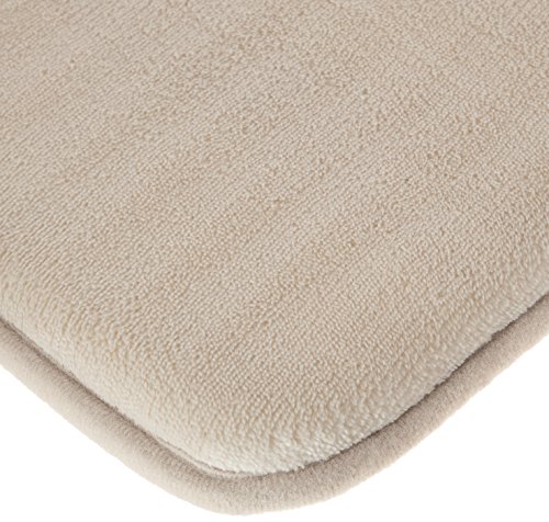 AmazonBasics Memory Foam Bathmat - 46 x 71 cm, Beige