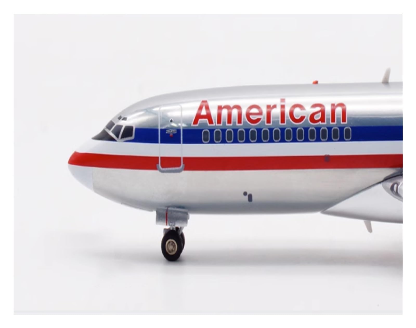 Amazon.com: Scale Airplane Model 1:200 for American Airlines