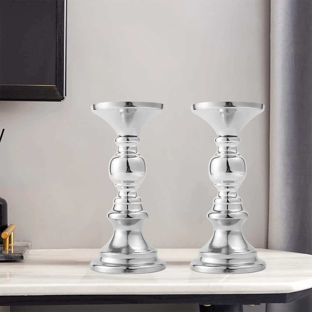 MagiDeal Vintage Kerzenständer 2er Set, Säulenkerzenhalter Tischdekoration Kerzenhalter Stumpenkerzen Adventskerzenhalter für Hochzeit Weihnachten Geburtstag Wohnzimmer - Silber