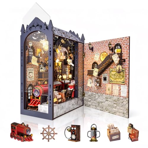 Htoytoy Retro Train Station Book Nook Kit — DIY book nook kit