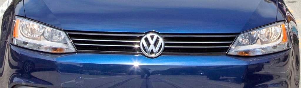 Volkswagen Grille - 5C6-853-651A-ZLL