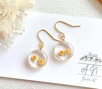 フラワー　レジン　ピアス　ハンドメイド　イヤリング変更可 レジンフラワーピアス。 ElsaとSnowflake_手作りのイヤリング_