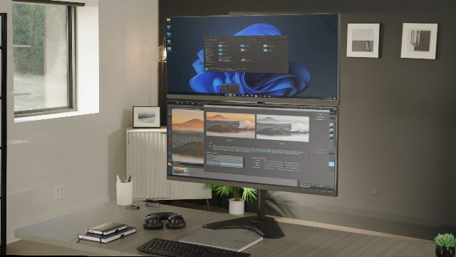 VIVO Triple LCD Monitor Desk Stand, Desktop Mount, Stacked Vertical 3 Screens Up To 27 Inches Stand V0