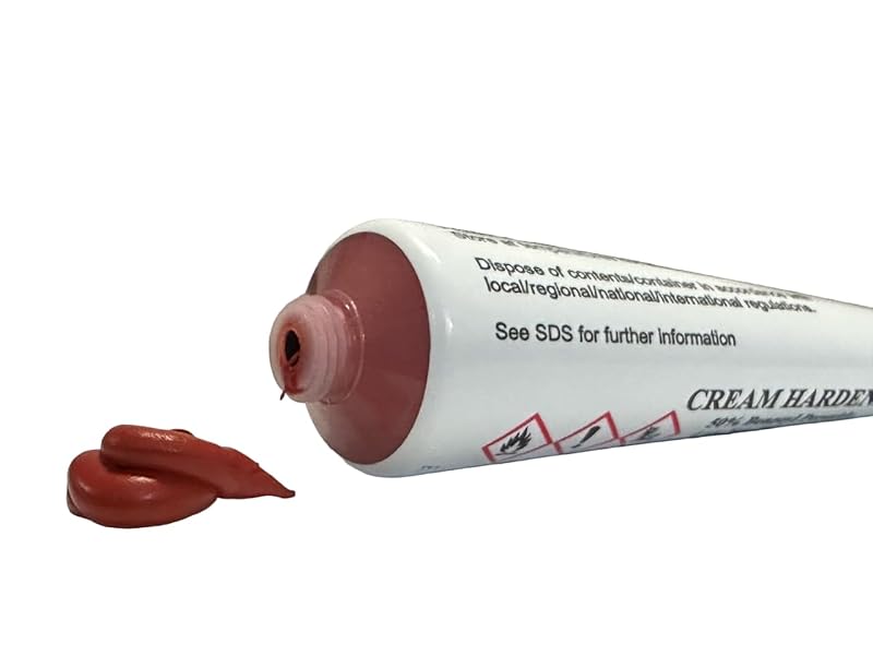 Endurecedor em creme vermelho com pasta de peróxido de dibenzoíla 50% Generic, para massas de funilaria e reparos, frasco de 118 mL