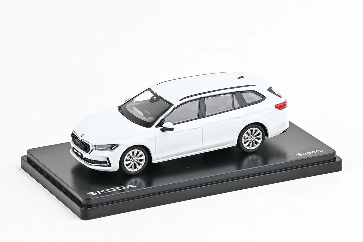 Skoda Superb IV Combi (2023) 1:43 Diecast Metal Modellino auto, modello da collezione e auto giocattolo per bambini e adulti, veicolo in miniatura come regalo – Bianco purezza