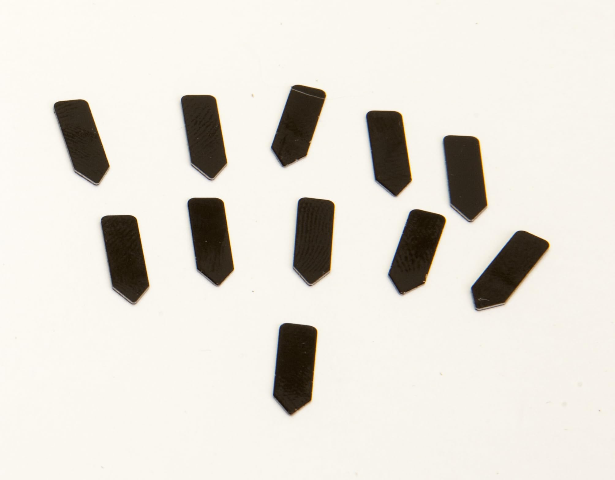 Logan F11 Flexible Insert Points (400 pcs) for use in Logan F400-1 Fitting Tool, a Point Driver for Picture Framing