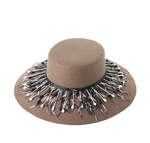 Chapeau melon marron femme aux finitions soignées et coupe impeccable