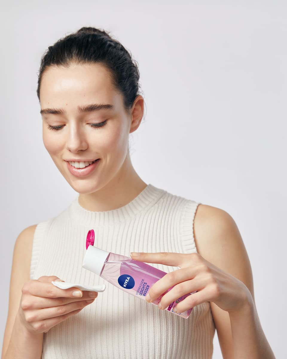 NIVEA Rose Touch Tonik nawilżający do twarzy z organiczną wodą różaną 200 ml