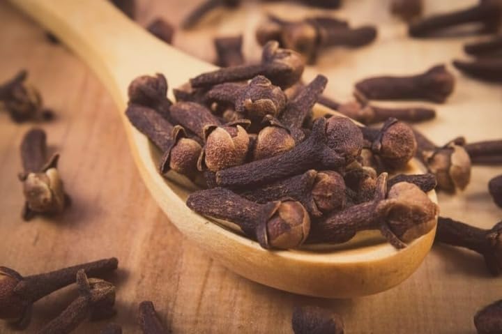 Laal Pari Laung| Premium Red Cloves,100% Natural | Aromatic & Flavorful | Dried Cloves | No Additives, No artificial colours or preservatives -100 gm