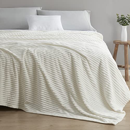 Image of Nestl Blanket Twin Size for Bed - Cozy Warm Fuzzy Blankets for Women, Plush Small Fleece Throws for Girls - White, 66 x 90 Inches