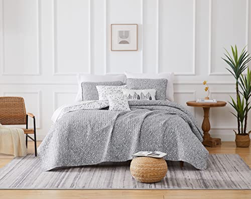 Southshore Fine Living, Inc. Oversized 6-Piece Quilt Queen Bedding Set Lightweight Fabric Soft With One Quilt Bedspread, Two Matching Shams And Three Throw Pillows Botanical Leaves Grey, Full/Queen #TOP1