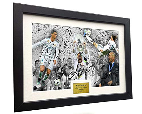 KICKS Real Madrid 2018 Champions League Celebration 12 x 8 A4 firmada Cristiano Ronaldo Gareth Bale Sergio Ramos Zinedine Zidane  Foto autografiada Marco de Fotos Regalo de fútbol