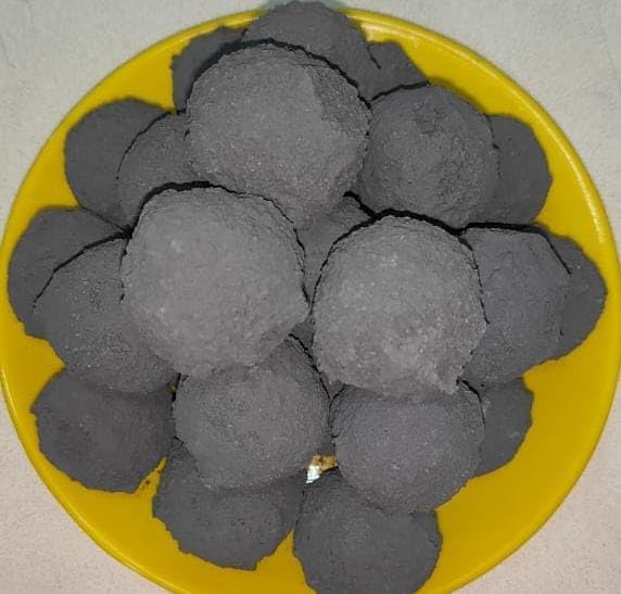 Black Nakumatt Clay Balls 200 Grams