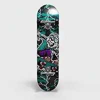 Skate Infantil Completo, 7 Lâminas de Madeira, Design Radical com Arte em Verde e Preto, Montado com Lixa para Iniciantes