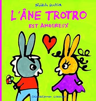 Paperback L'âne Trotro est amoureux [French] Book