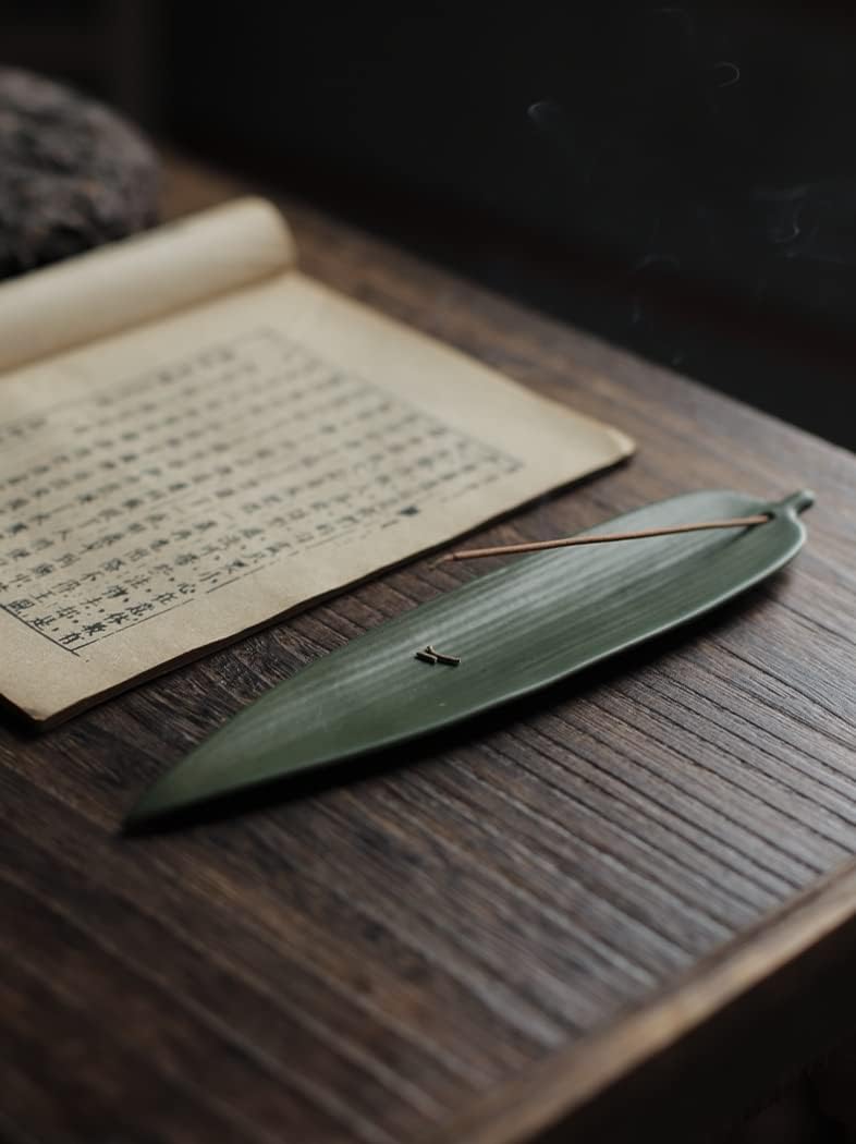 XIALON 8.6inch Creative Ceramic Incense Burner Tea Ceremony Home Ornaments Line Incense Holder