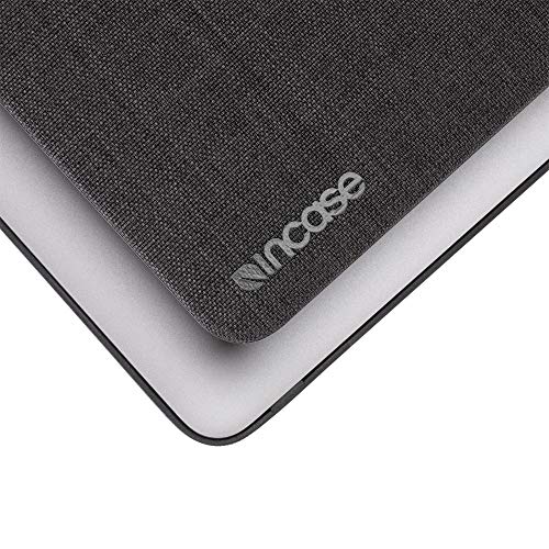 Incase Textured Hardshell in Woolenex Compatible with 16-inch MacBook Pro - Graphite