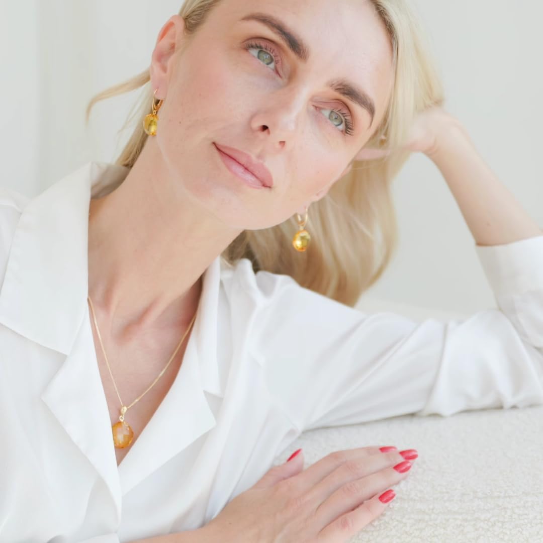 Baltic Amber Pendant for Women, Sparkling Amber Drop, Gold Plated Sterling Silver Necklace, Cognac Color Jewelry for Ladies, 18 inch gold plated chain: Faceted Cushion