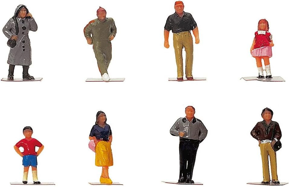 Hornby OO Gauge Town People 1:76 Scale Miniature Figures for Model Train Layouts R7116