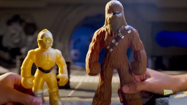 Amazon.com: Fully Stretchable Star Wars Yoda - Toy