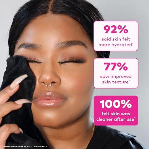 Image of The Original MakeUp Eraser PRO, Effortlessly Remove All Makeup Using Only Water, Including Waterproof Mascara, Eyeliner, Foundation, Lipstick, Sunscreen,and More! Chic Black, 1ct.