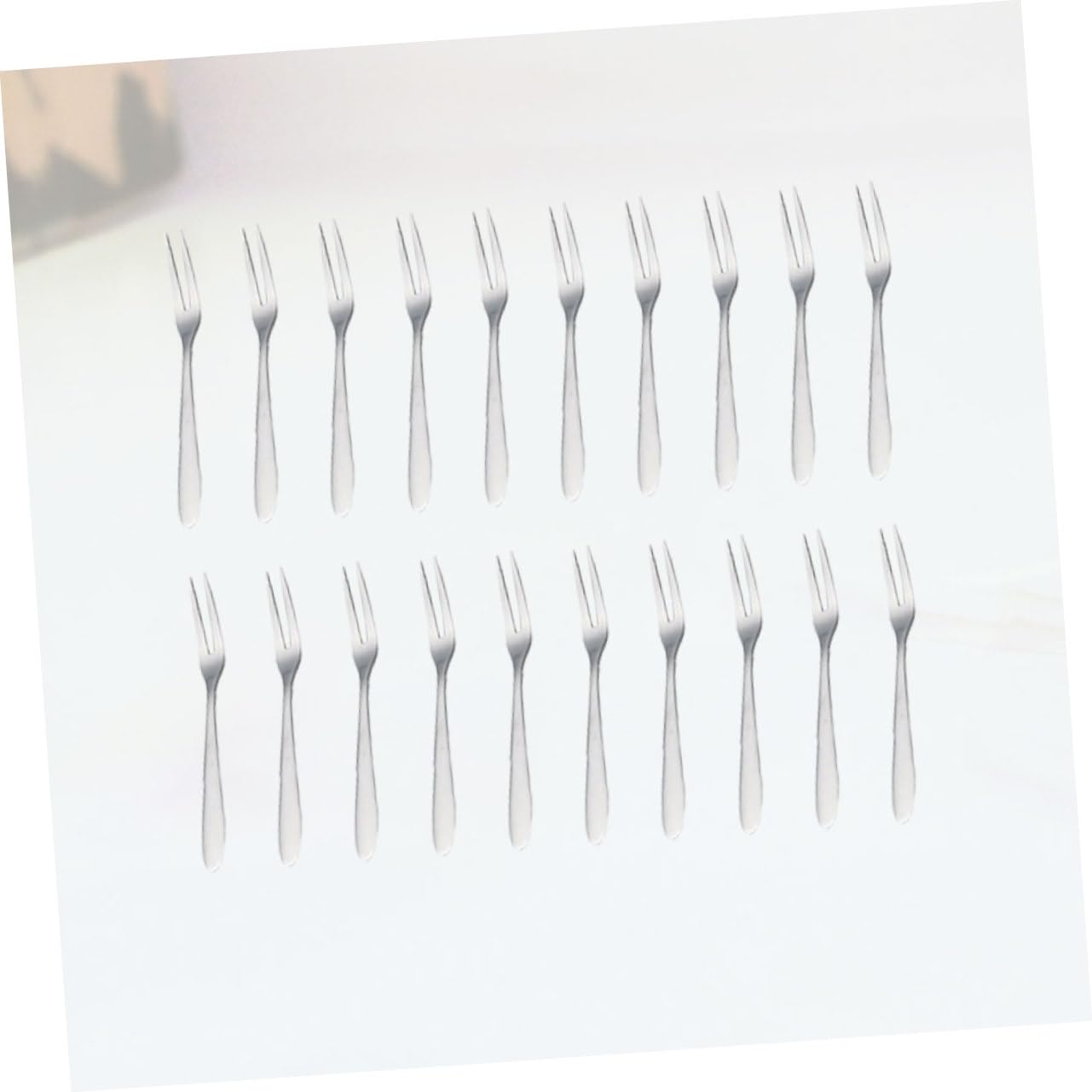 SOLUSTRE 20Pcs Mini Stainless Steel Fruit Forks Reusable Cocktail Forks for Cake Pastry Salad Appetizers Kitchen Gadget for Home Restaurant and Bar Use
