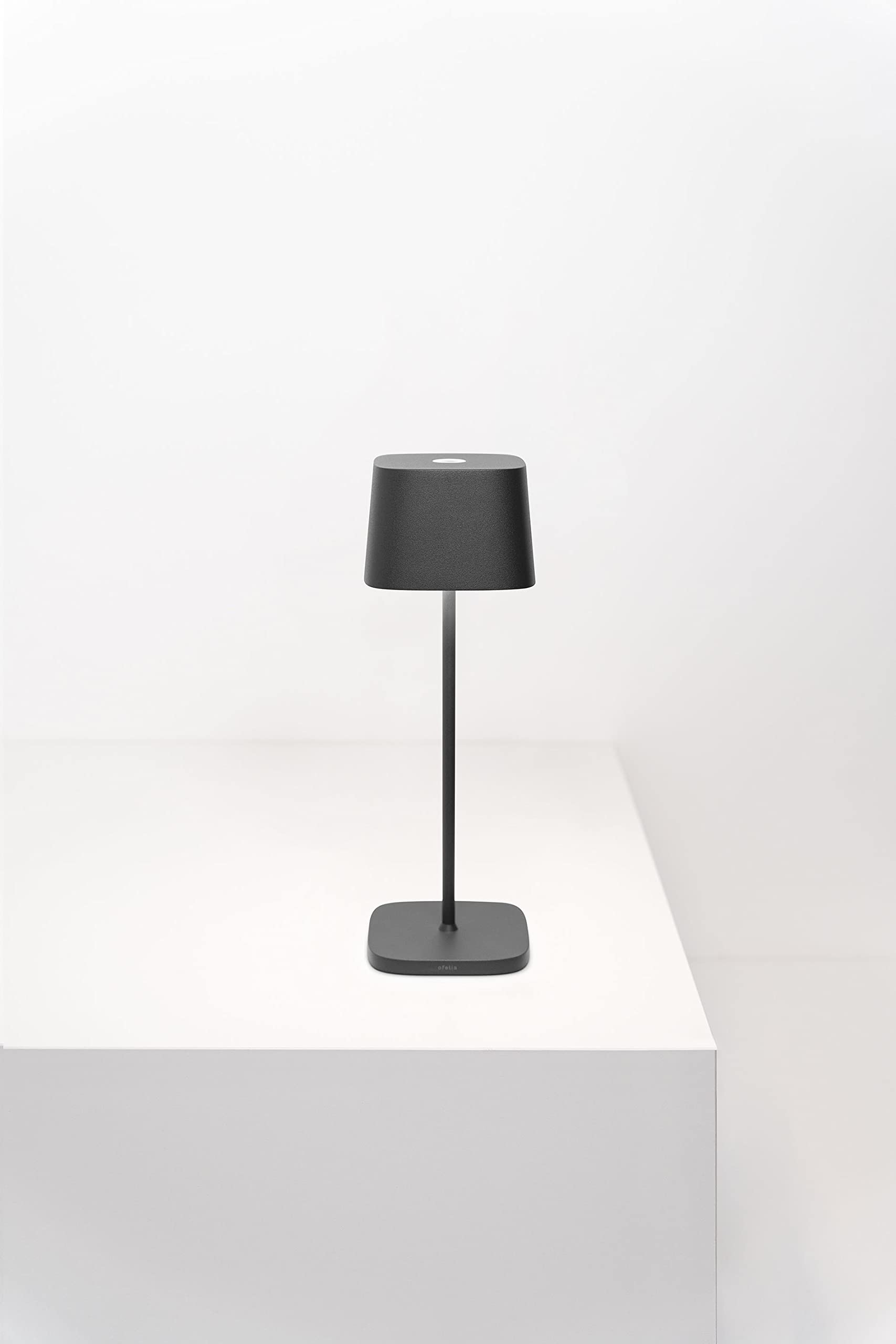 Lampe De Table Rechargeable Ofelia Zafferano - Sans Fil, Tactile, IP65, Lumière Réglable 2700-3000K - Sauge