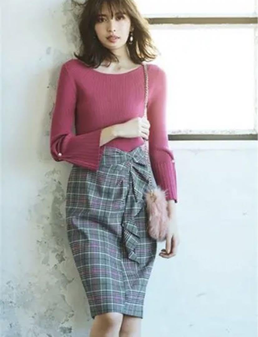 Amazon.co.jp: タグ付? 泉里香着用 袖フレア ニット × チェック タイト  
