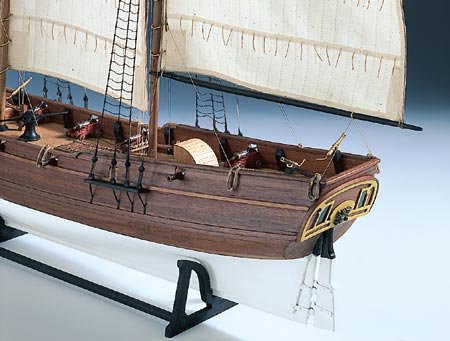 Amazon.co.jp: 木製帆船模型キット アマティ1446/アドベンチャー