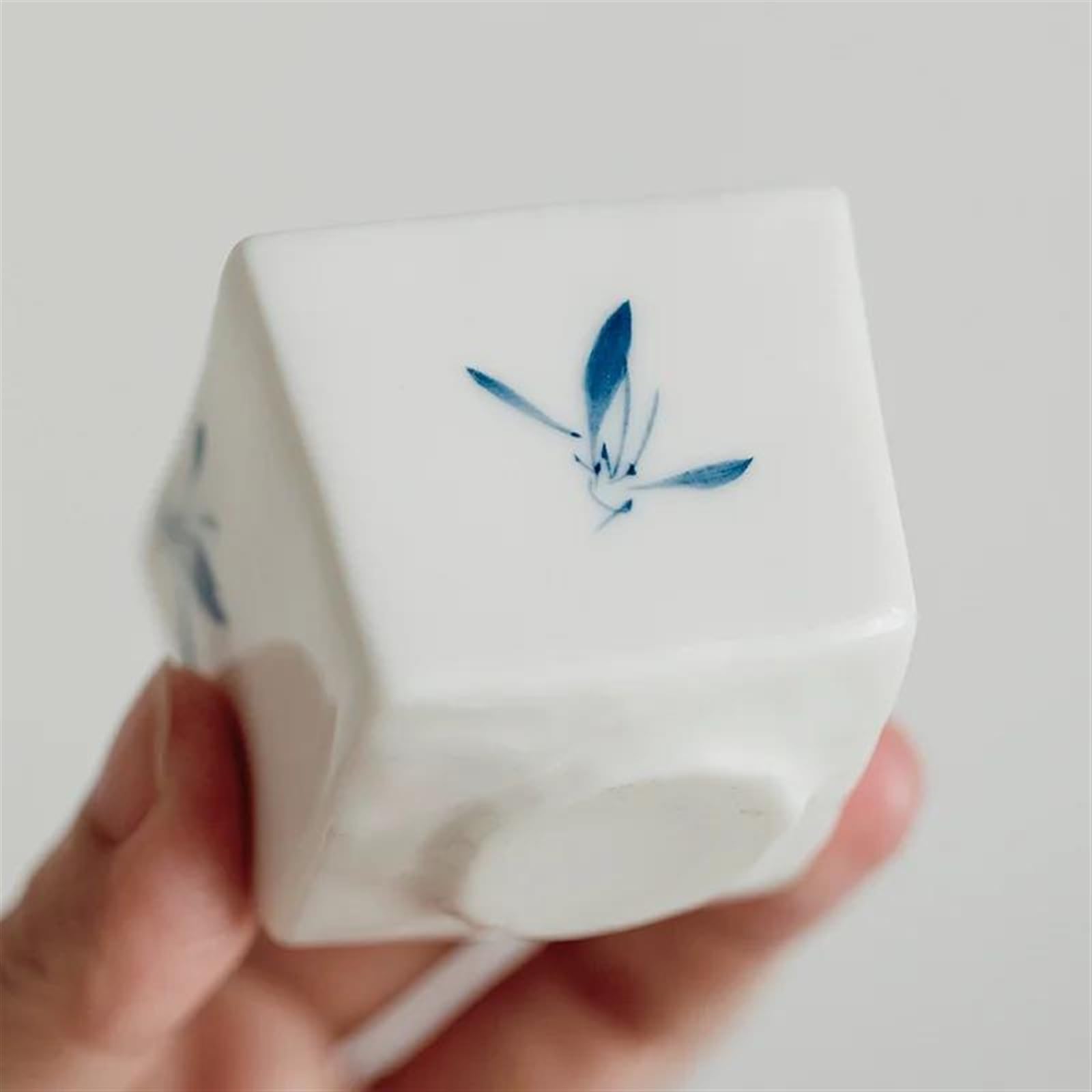 Teeservices 2-teilig/Set Kung-Fu-Teeservice 50 ml handbemalte Schmetterlingsorchidee Keramik-Teetasse Weißes Porzellan Quartett-Meistertasse Blütenblatttasse Teeschale Reise-T