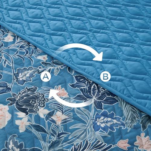 Image of Bedsure Floral Quilts King Size, Reversible Blue Floral Comforter Bedding