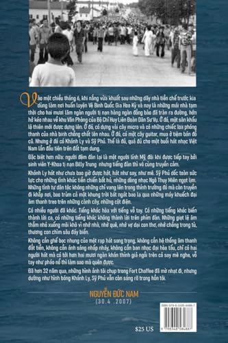 Hát Cho Người Tỵ Nạn (softcover - color inside - Vietnamese & English) (Vietnamese Edition)